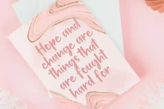 Twinkle Pink Display Font - Image 9